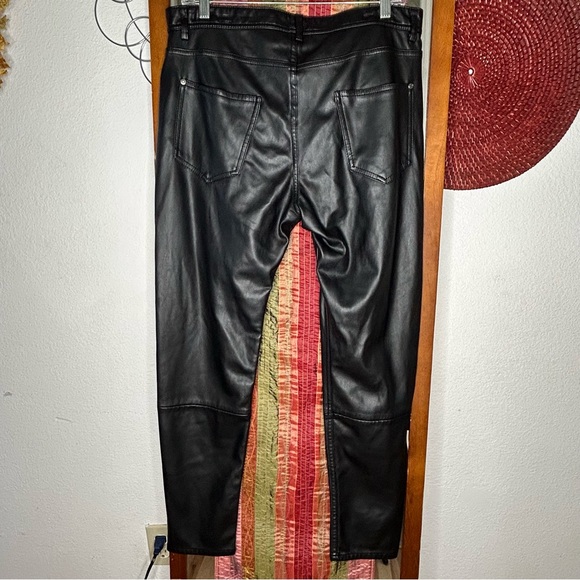 Zara Mens Black Faux Leather Skinny 5 Pocket Pant size 32 - Picture 5 of 6